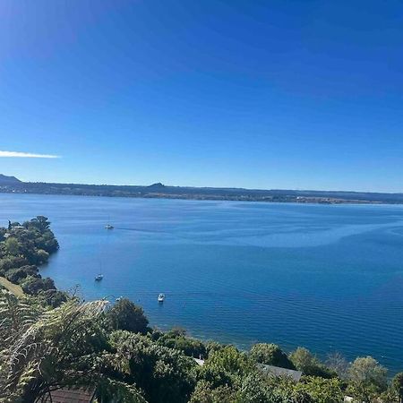 Breathtaking Views Vila Taupo Exterior foto